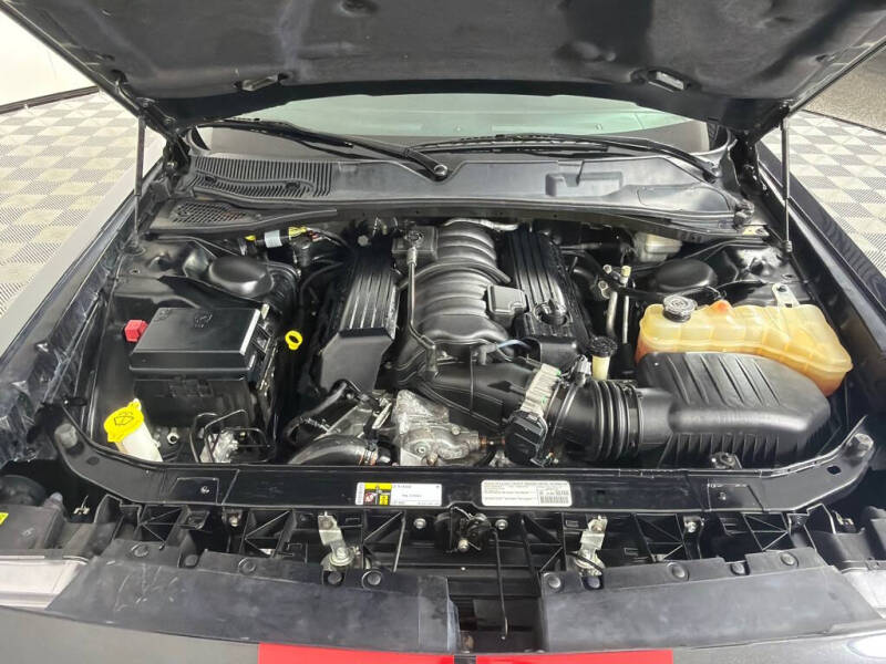 2014 Dodge Challenger SRT8