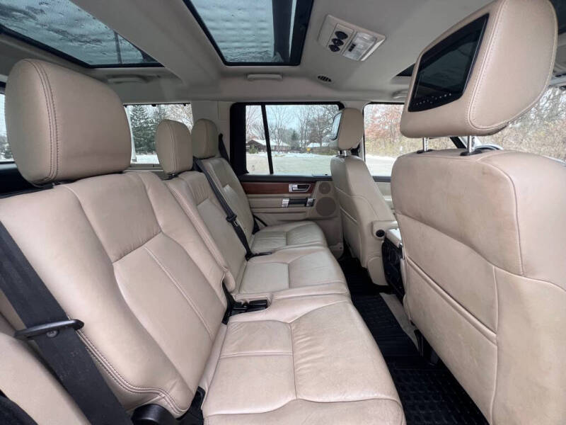 2016 Land Rover LR4 HSE LUX