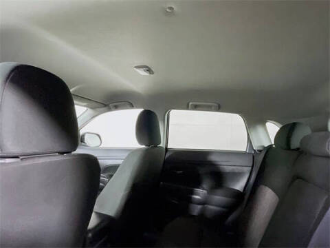 2023 Mitsubishi Outlander Sport