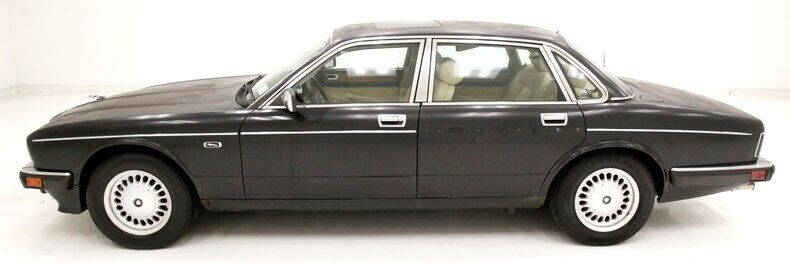 1990 Jaguar XJ-Series XJ6 Vanden Plas