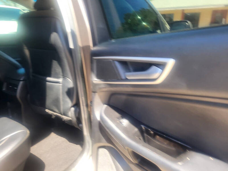 2019 Ford Edge SEL