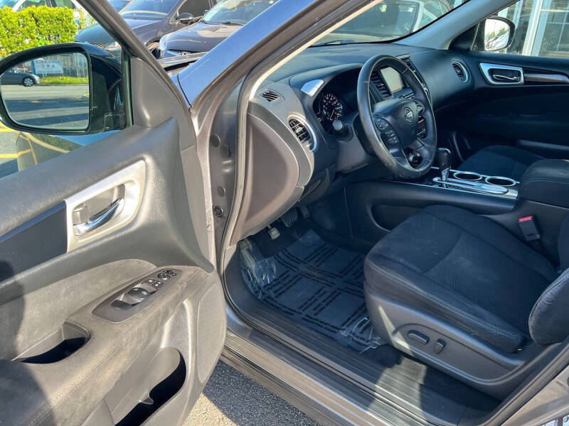 2015 Nissan Pathfinder SL