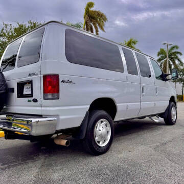 2011 Ford E-350