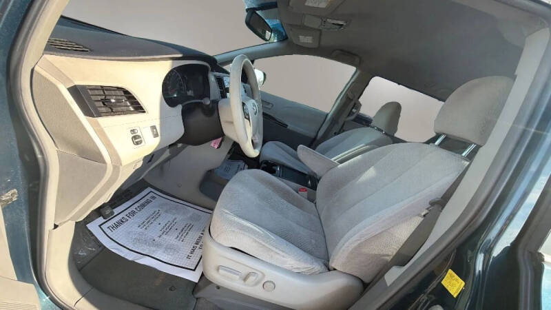 2011 Toyota Sienna