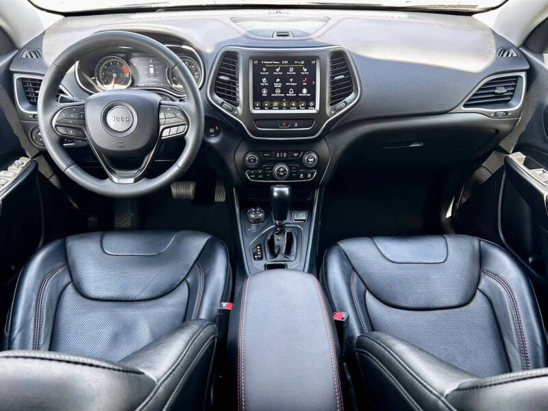 2022 Jeep Cherokee Trailhawk
