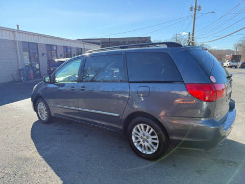 2008 Toyota Sienna XLE Limited