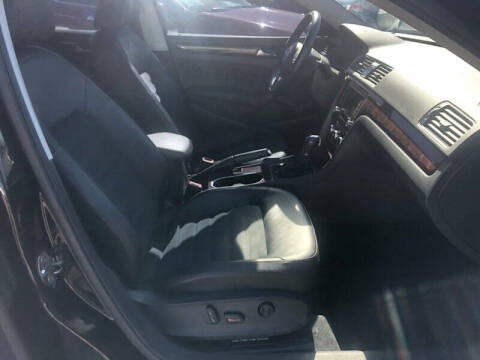 2013 Volkswagen Passat TDI SEL Premium