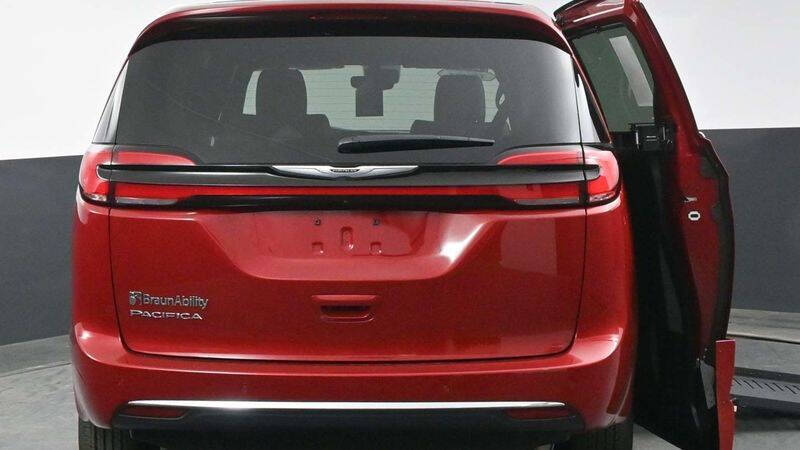2025 Chrysler Pacifica Select - Photo 20
