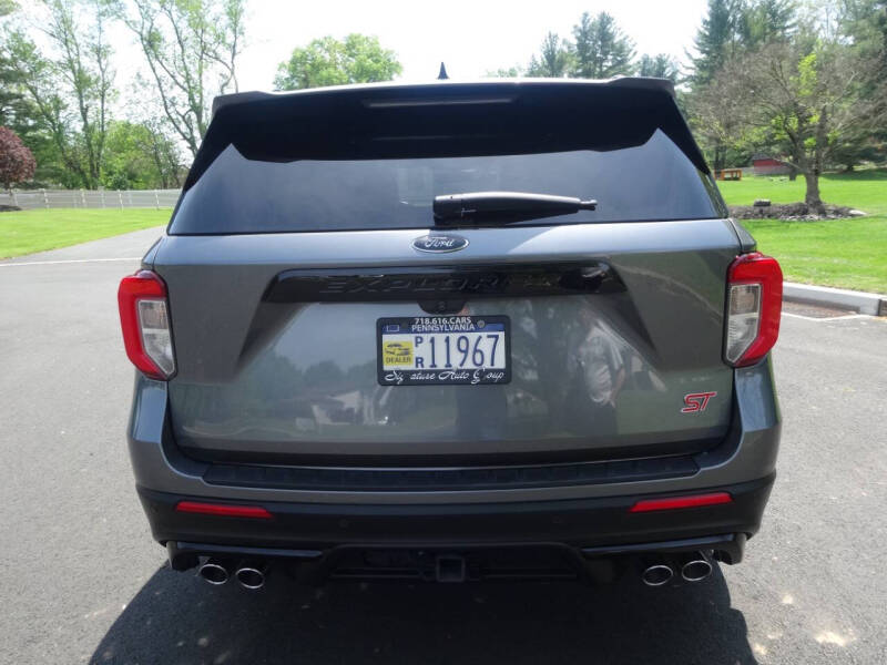 2022 Ford Explorer ST