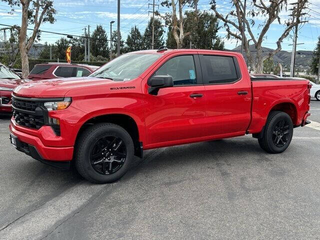 2024 Chevrolet Silverado 1500 Custom