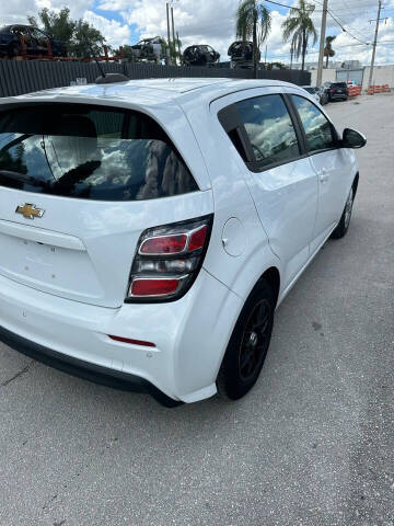 2020 Chevrolet Sonic LT