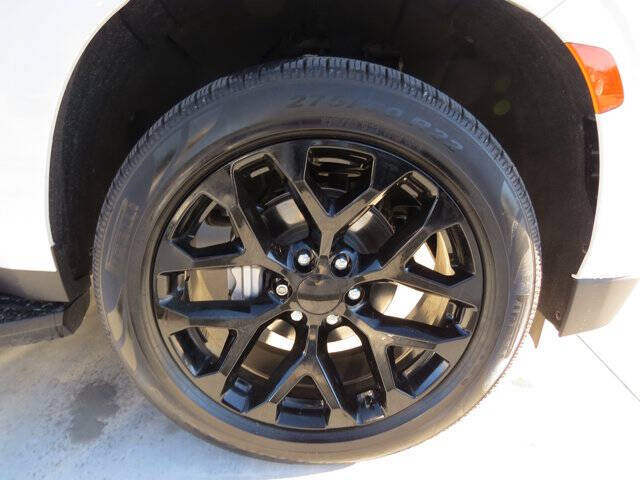 2022 Chevrolet Suburban LT