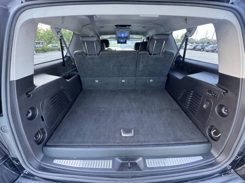 2018 Cadillac Escalade ESV Premium Luxury