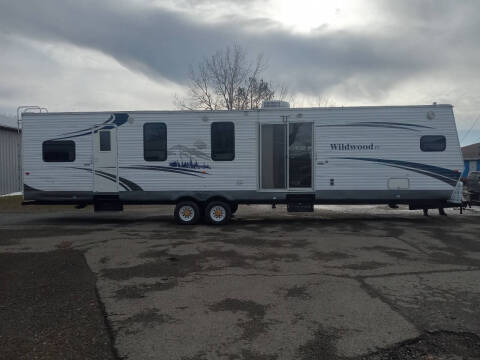 2006 Forest River Wildwood Park Model 42' for sale at Southern Trucks & RV in Springville NY