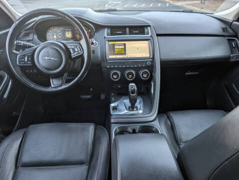 2018 Jaguar E-PACE P250 SE