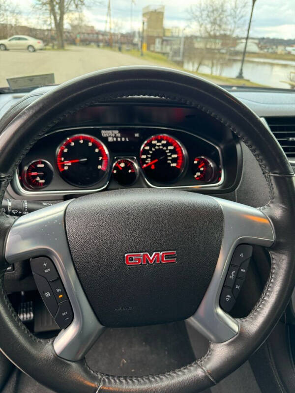 2016 GMC Acadia SLE-2