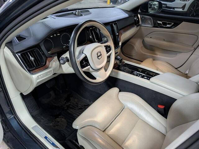 2019 Volvo V60 T6 Inscription