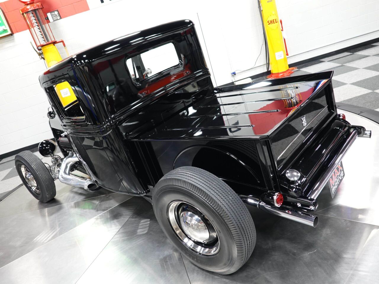 1932 Ford F-100 57