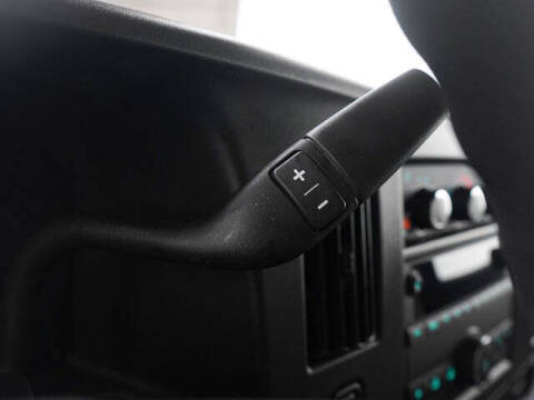 2025 Chevrolet Express LT 3500