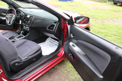 2013 Chrysler 200 Touring