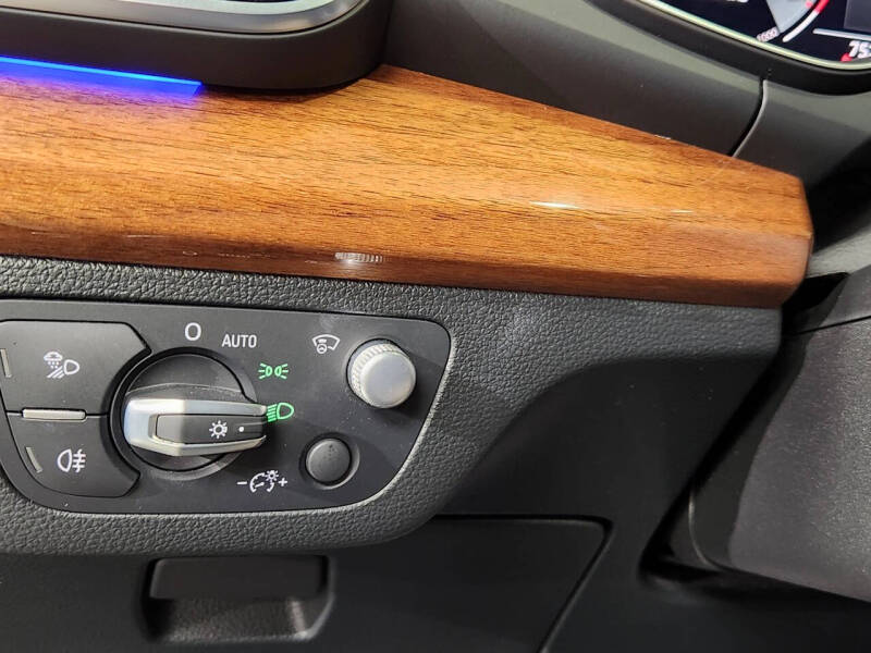 2022 Audi Q5 quattro S line Prestige 45 TFSI