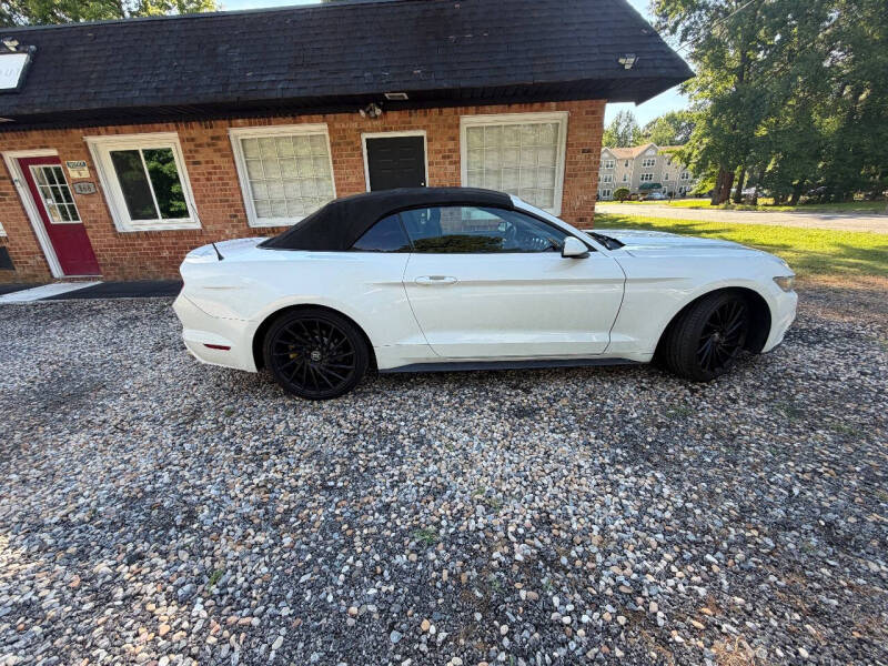 2015 Ford Mustang V6