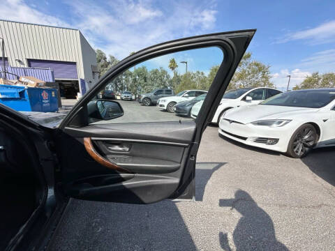 2015 BMW 3 Series 320i xDrive