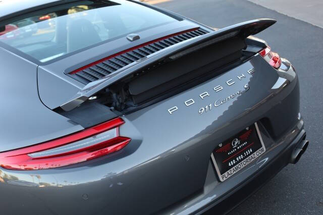 2017 Porsche 911 Carrera S