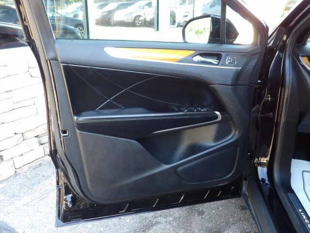 2019 Lincoln MKC Select