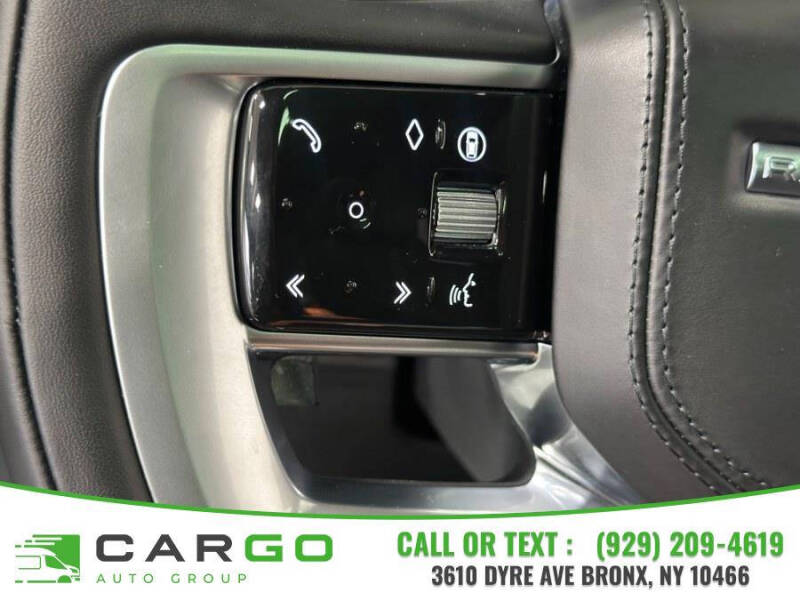 2025 Land Rover Range Rover P400 SE LWB