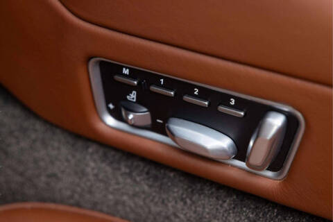 2016 Aston Martin Vanquish Volante