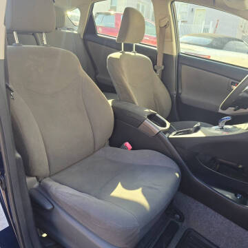 2012 Toyota Prius One