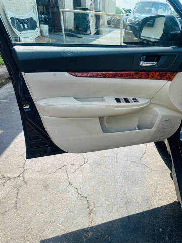 2012 Subaru Outback 2.5i Limited