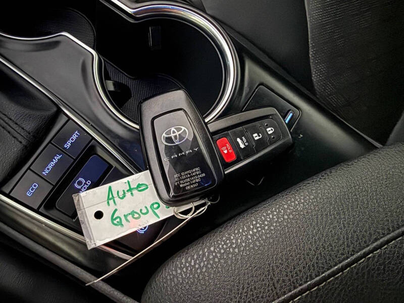 2020 Toyota Camry XSE