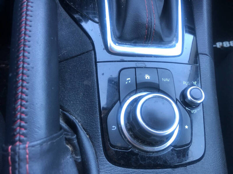 2016 Mazda MAZDA3 i Touring