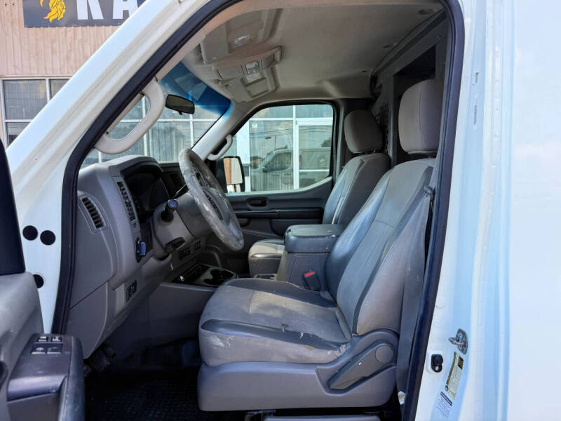 2015 Nissan NV