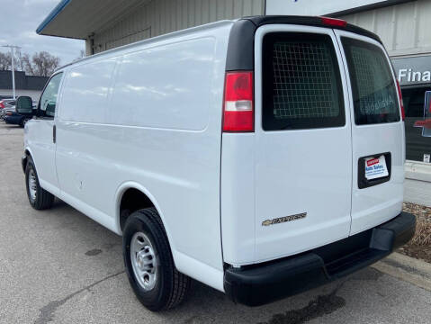 2020 Chevrolet Express 2500