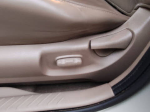 2005 Mazda Tribute s