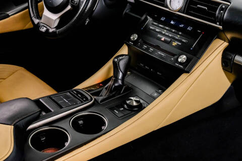 2016 Lexus RC 200t