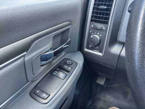 2017 RAM 1500 Tradesman
