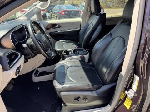 2019 Chrysler Pacifica Touring L