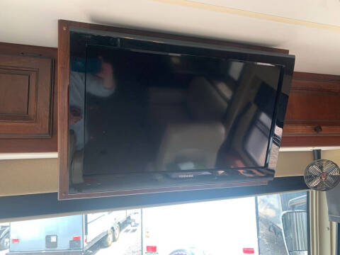 2013 Freightliner MH Chassis