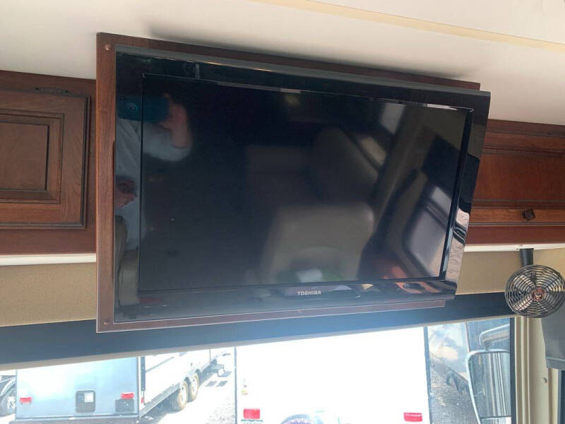 2013 Freightliner MH Chassis