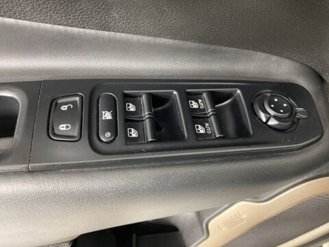 2017 Jeep Renegade Deserthawk