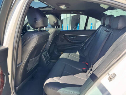 2017 BMW 3 Series 330i xDrive