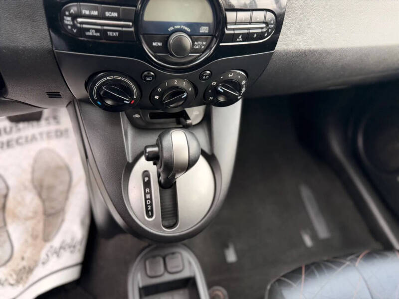 2014 Mazda MAZDA2 Sport