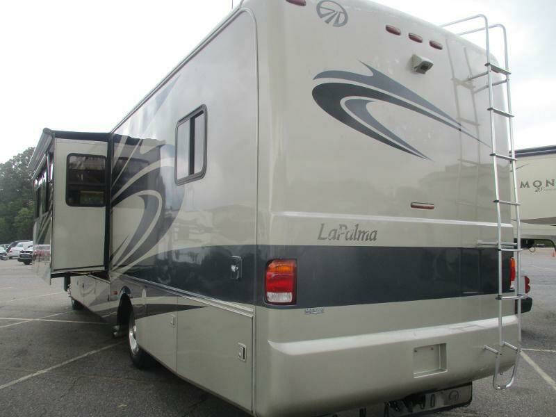 2005 Workhorse W22