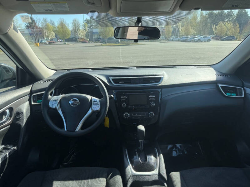 2015 Nissan Rogue S