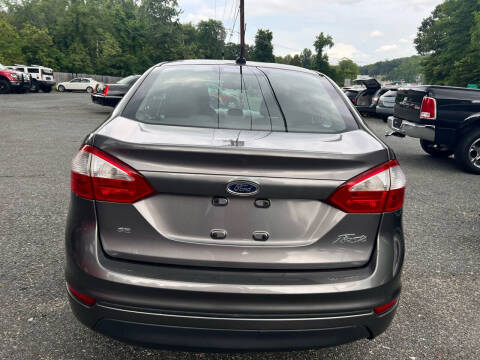 2014 Ford Fiesta SE
