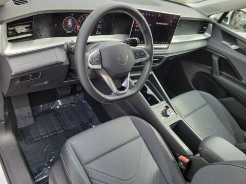 2025 Volkswagen Tiguan SE